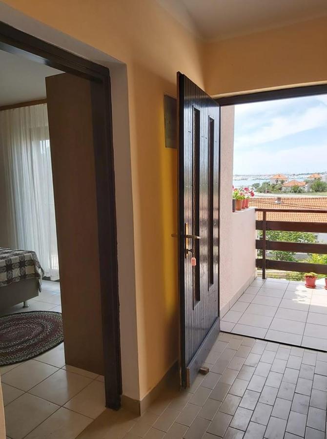 Apartmani Svitlana Sukošan المظهر الخارجي الصورة