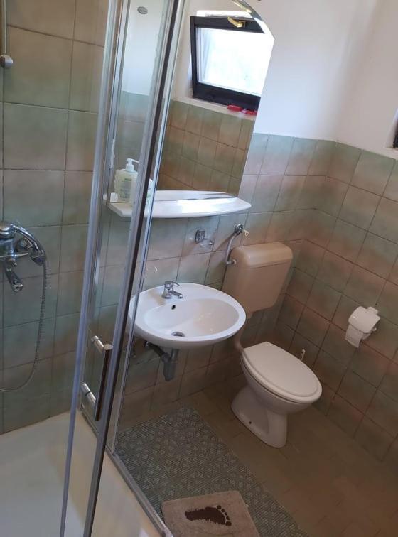 Apartmani Svitlana Sukošan المظهر الخارجي الصورة
