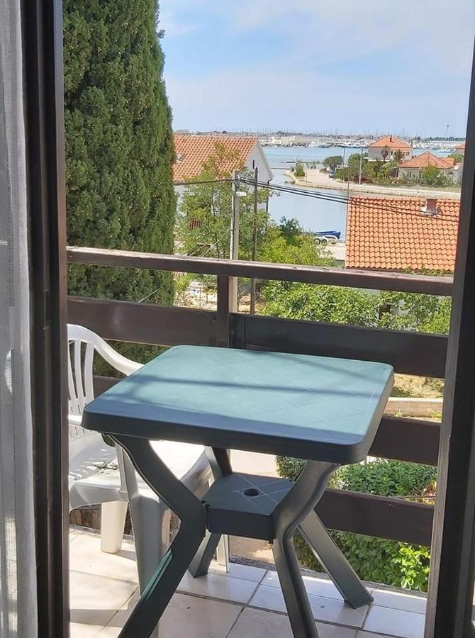 Apartmani Svitlana Sukošan المظهر الخارجي الصورة