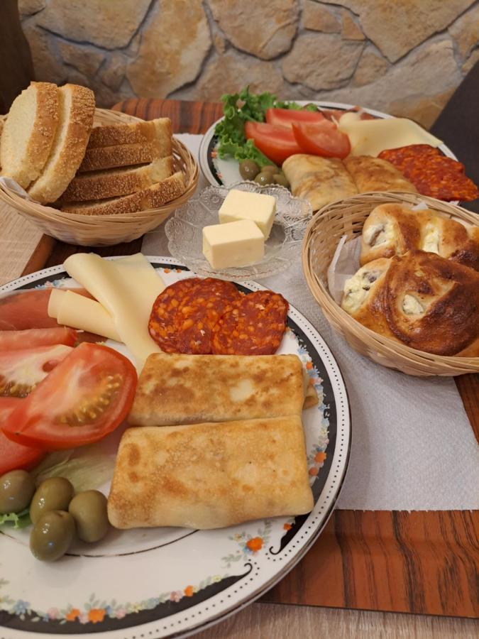 Apartmani Svitlana Sukošan المظهر الخارجي الصورة