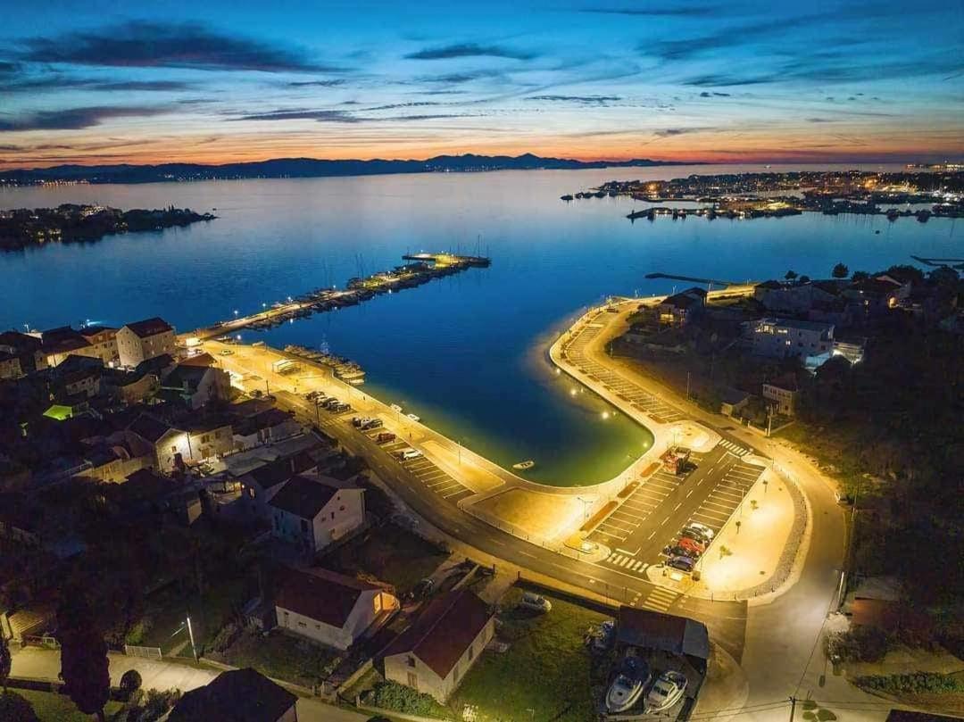 Apartmani Svitlana Sukošan المظهر الخارجي الصورة