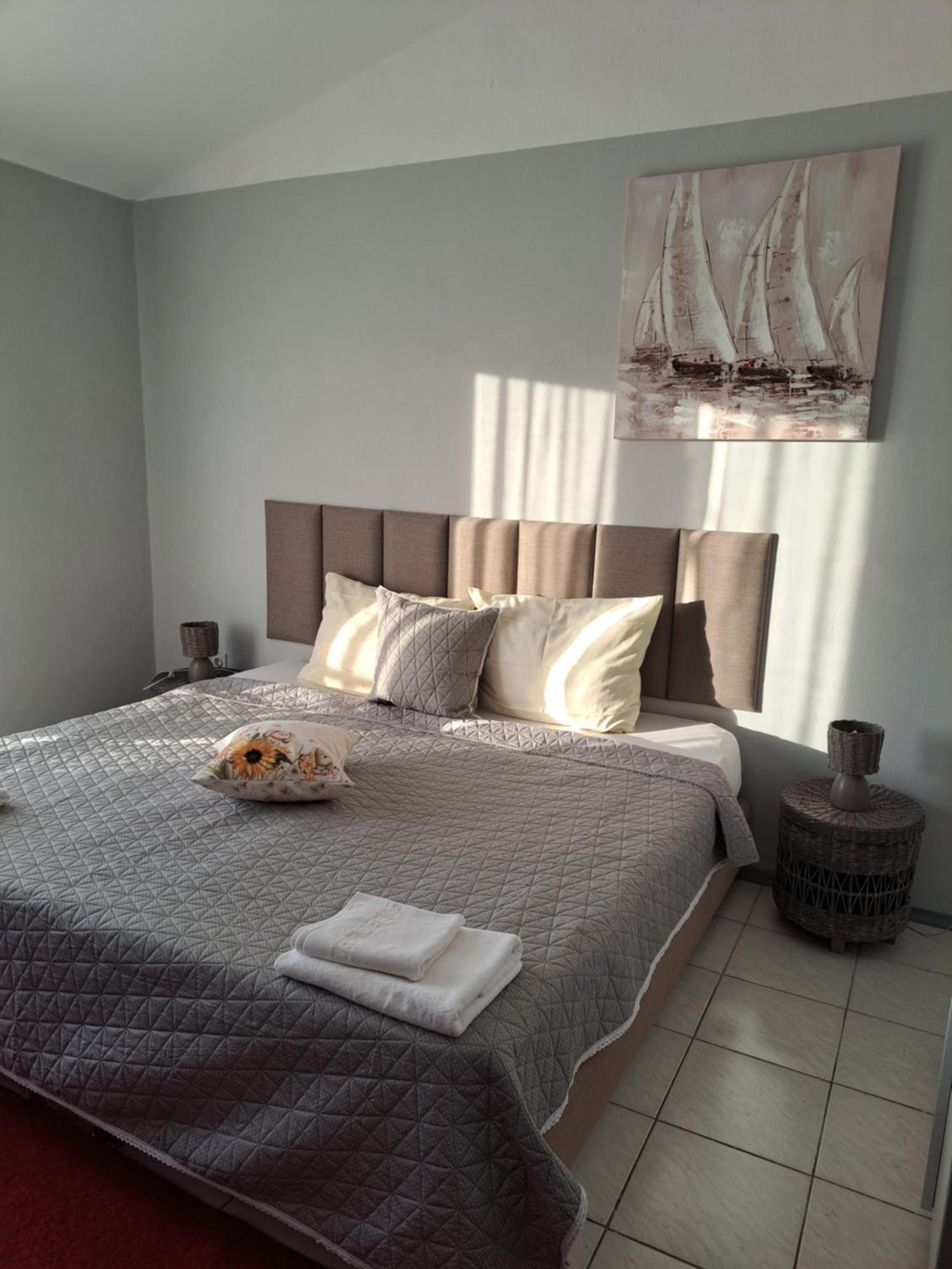 Apartmani Svitlana Sukošan المظهر الخارجي الصورة